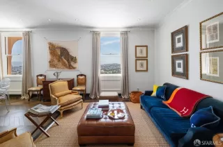 Photo #4: 426099036 Listing