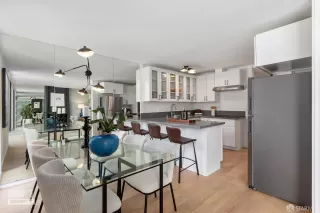 Photo #6: 426099547 Listing 