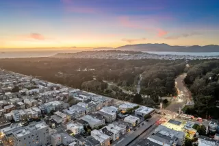 Photo #3: 426099863 Listing 