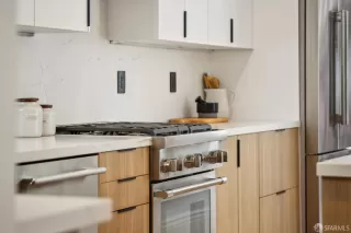 Photo #3: 426099983 Listing