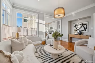 Photo #3: 426100003 Listing