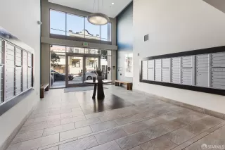 Photo #4: 426100107 Listing