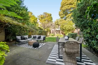 Photo #5: 426100345 Listing 