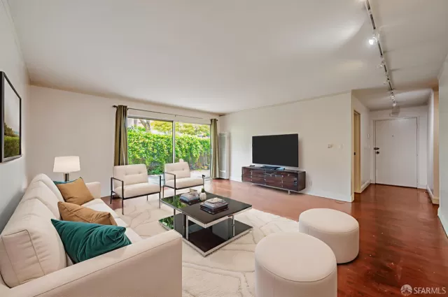 MLS: 426100513 Condo For Sale