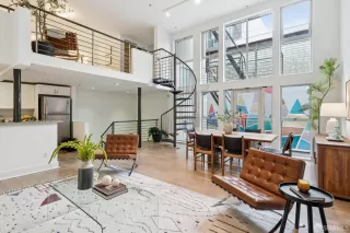 Photo #4: 426100673 Listing 