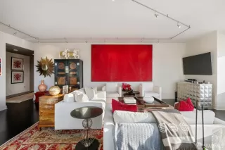 Photo #3: 426100716 Listing