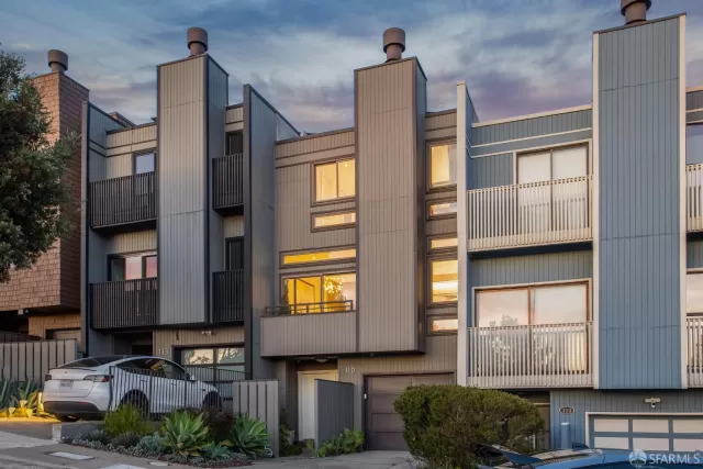 MLS: 426100768 Condo For Sale