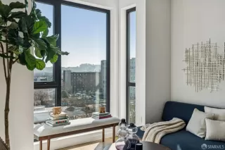 Photo #4: 426100864 Listing 