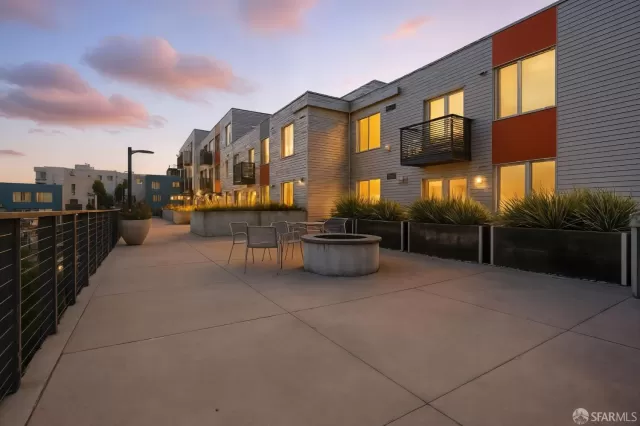 MLS: 426100928 Condo For Sale