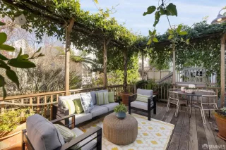 Photo #4: 426100971 Listing 