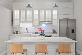 Photo #5: 426101113 Listing 