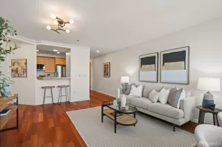 Photo #4: 426101163 Listing 