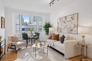 Photo #5: 426101251 Listing 