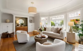 Photo #1: 426101590 Listing 