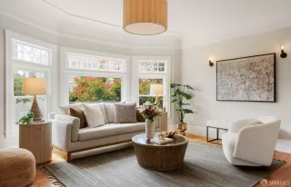 Photo #3: 426101590 Listing 