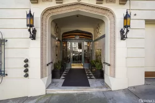 Photo #3: 426101702 Listing