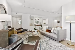 Photo #5: 426101902 Listing 