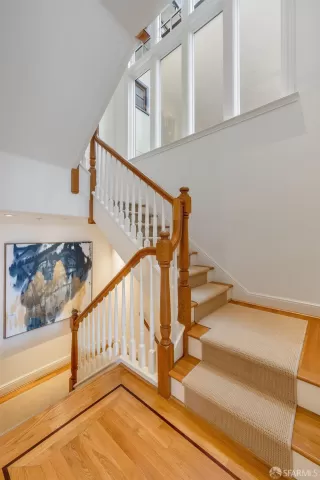 Photo #6: 426101912 Listing