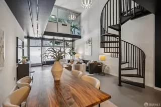 Photo #4: 426101951 Listing