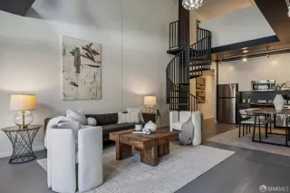 Photo #6: 426101951 Listing