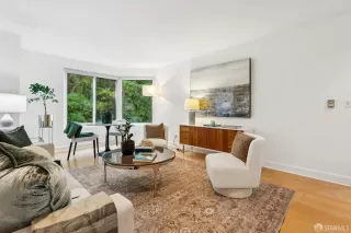 Photo #3: 426102362 Listing 