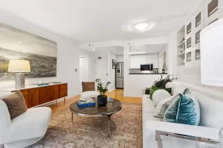 Photo #4: 426102362 Listing 