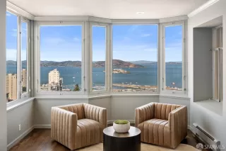 Photo #2: 426102478 Listing 