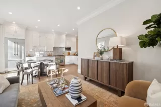 Photo #4: 426102492 Listing 