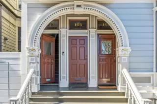 Photo #2: 426102495 Listing 