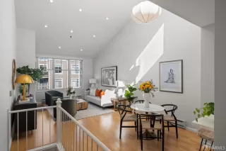 Photo #3: 426102638 Listing 