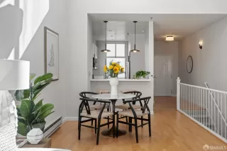 Photo #6: 426102638 Listing 