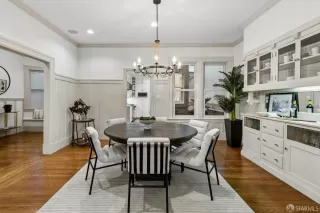 Photo #2: 426102779 Listing