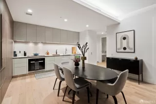 Photo #5: 426102881 Listing 