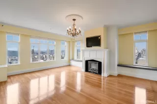 Photo #5: 426103098 Listing 