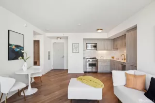 Photo #5: 426103213 Listing 