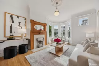 Photo #3: 426103237 Listing