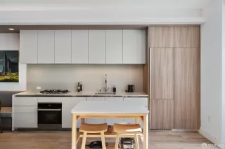 Photo #5: 426103241 Listing