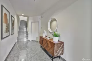 Photo #2: 426103382 Listing 