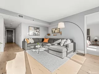 Photo #5: 426103778 Listing 