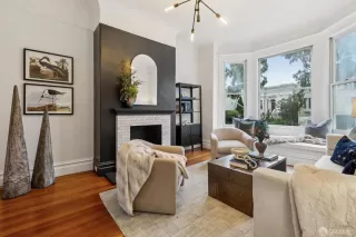 Photo #5: 426103879 Listing 