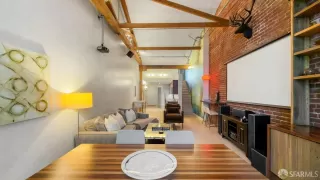 Photo #4: 426104106 Listing