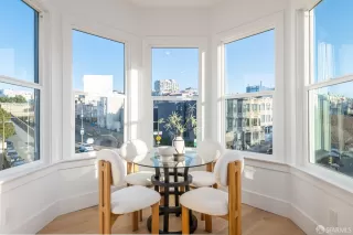 Photo #5: 426104276 Listing