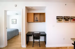 Photo #6: 426104327 Listing 