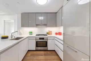 Photo #4: 426104403 Listing 