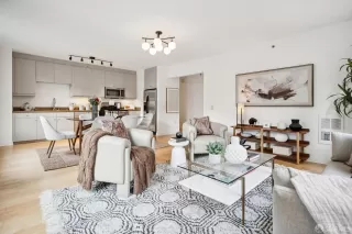 Photo #4: 426104822 Listing 