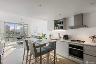 Photo #3: 426104891 Listing 