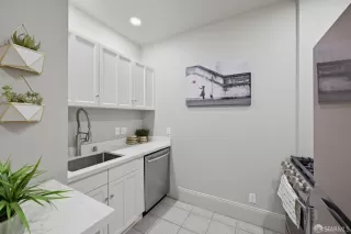 Photo #6: 426104904 Listing 