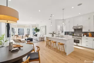 Photo #1: 426104935 Listing 