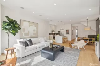 Photo #4: 426104935 Listing 