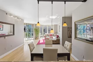 Photo #6: 426104986 Listing 